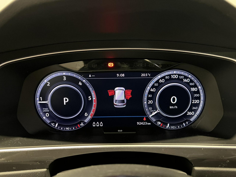 Photo 11 de l'offre de VOLKSWAGEN TIGUAN 2.0 TDI 190 DSG7 4Motion Carat Exclusive + pack R line  à 27990€ chez VL Auto