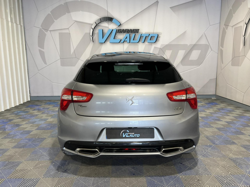 Photo 4 de l'offre de DS DS 5  BlueHDi 180 S&S EAT6 Sport Chic à 12490€ chez VL Auto