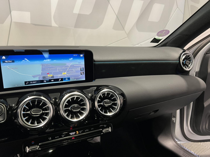 Photo 12 de l'offre de MERCEDES-BENZ CLASSE A 180 7G-DCT AMG Line à 27990€ chez VL Auto