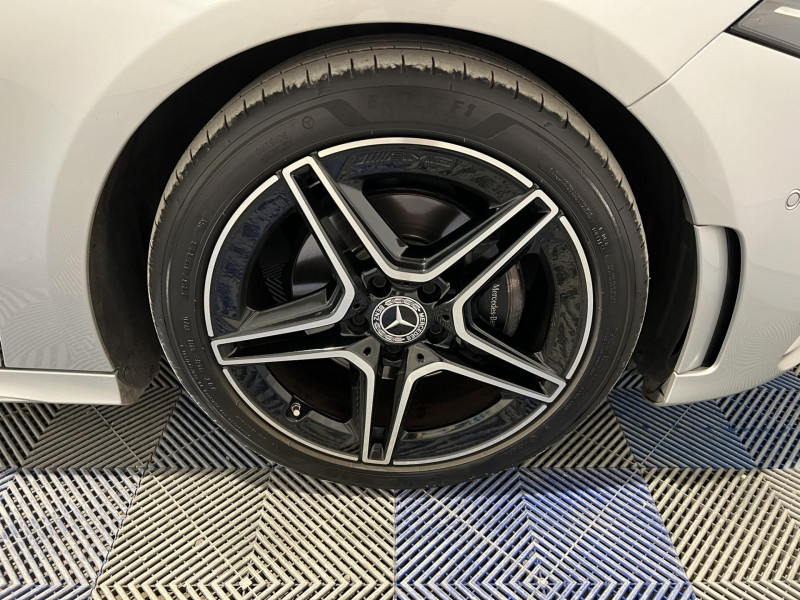 Photo 19 de l'offre de MERCEDES-BENZ CLASSE A 180 7G-DCT AMG Line à 27990€ chez VL Auto