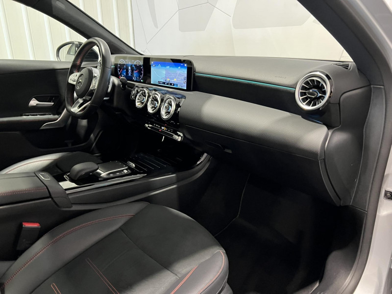 Photo 8 de l'offre de MERCEDES-BENZ CLASSE A 180 7G-DCT AMG Line à 27990€ chez VL Auto