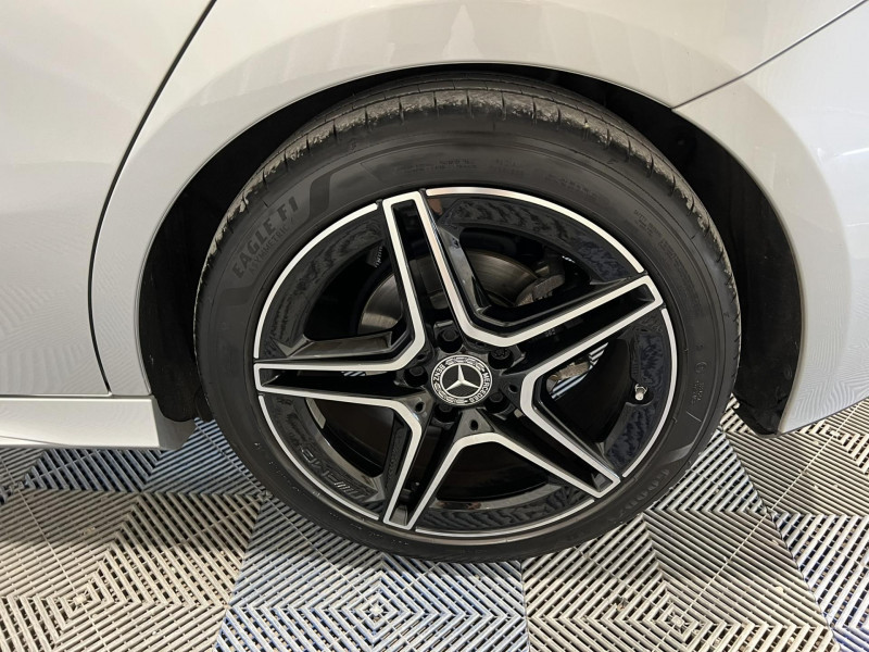 Photo 20 de l'offre de MERCEDES-BENZ CLASSE A 180 7G-DCT AMG Line à 27990€ chez VL Auto