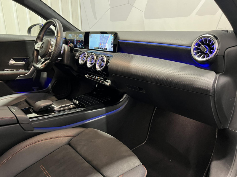 Photo 8 de l'offre de MERCEDES-BENZ CLASSE A 180 d 8G-DCT AMG Line à 26490€ chez VL Auto
