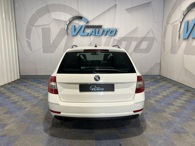 Photo 4 de l'offre de SKODA Octavia combi 2.0 TDI 150 ch CR FAP 4x4 Business à 12490€ chez VL Auto