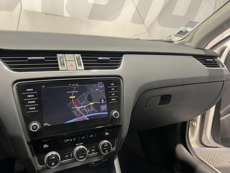 Photo 11 de l'offre de SKODA Octavia combi 2.0 TDI 150 ch CR FAP 4x4 Business à 12490€ chez VL Auto