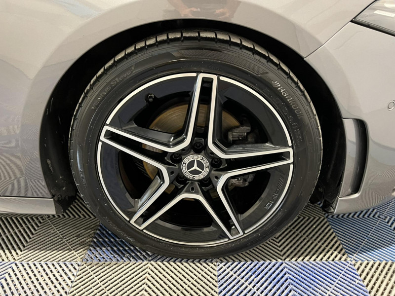 Photo 19 de l'offre de MERCEDES-BENZ CLASSE A 180 d 8G-DCT AMG Line à 26490€ chez VL Auto