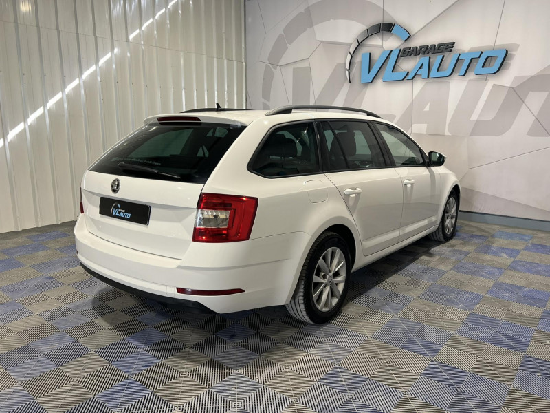 Photo 5 de l'offre de SKODA Octavia combi 2.0 TDI 150 ch CR FAP 4x4 Business à 12490€ chez VL Auto