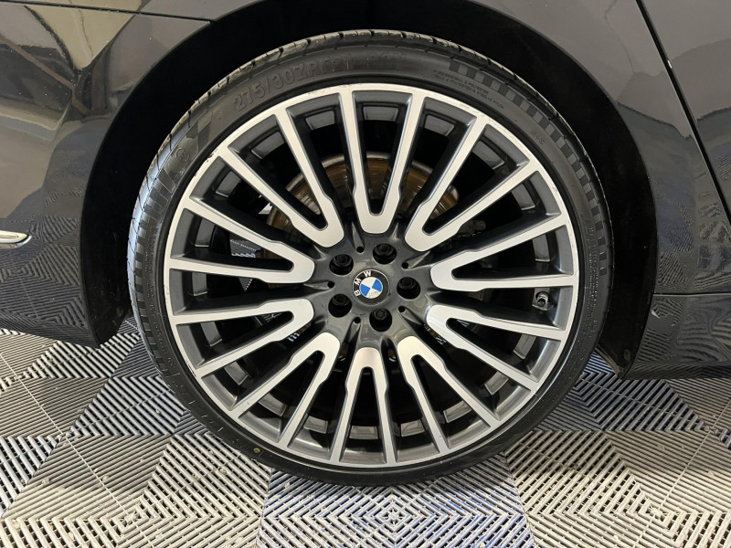 Photo 17 de l'offre de BMW SERIE 7 730Ld xDrive 265 ch BVA à 34990€ chez VL Auto
