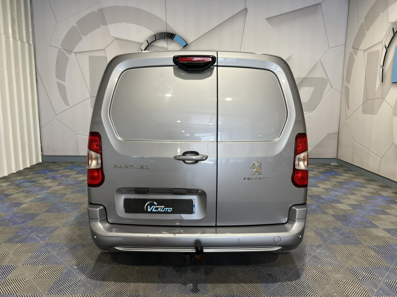Photo 4 de l'offre de PEUGEOT PARTNER FOURGON  STANDARD 650 KG BLUEHDI 130 S&S EAT8 ASPHALT à 14990€ chez VL Auto