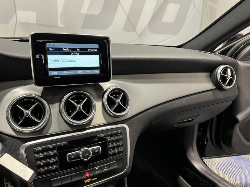 Photo 12 de l'offre de MERCEDES-BENZ GLA Classe 200 CDI Fascination à 15990€ chez VL Auto