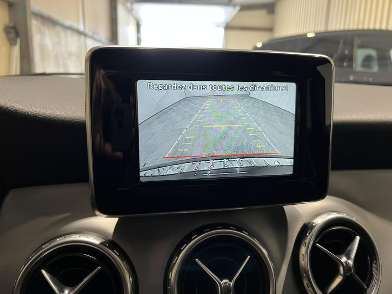 Photo 17 de l'offre de MERCEDES-BENZ GLA Classe 200 CDI Fascination à 15990€ chez VL Auto