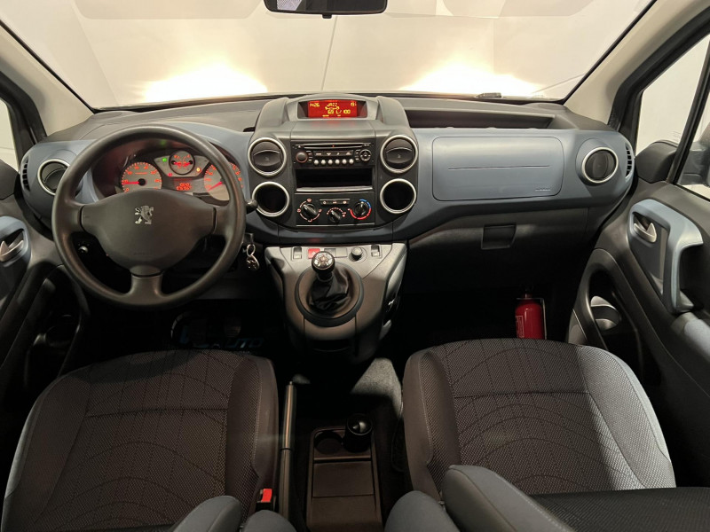 Photo 6 de l'offre de PEUGEOT PARTNER 1.6 HDi FAP - 92  Tepee Loisirs à 10990€ chez VL Auto
