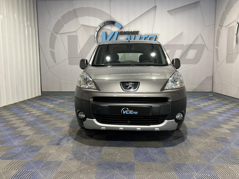 Photo 2 de l'offre de PEUGEOT PARTNER 1.6 HDi FAP - 92  Tepee Loisirs à 10990€ chez VL Auto