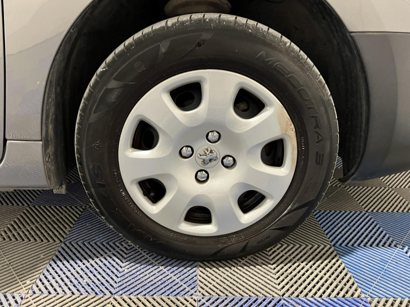 Photo 15 de l'offre de PEUGEOT PARTNER 1.6 HDi FAP - 92  Tepee Loisirs à 10990€ chez VL Auto