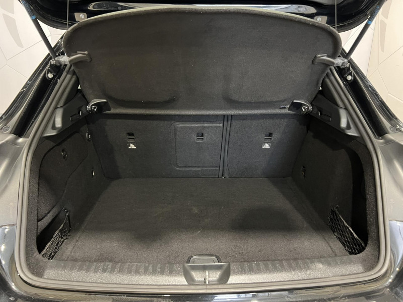 Photo 10 de l'offre de MERCEDES-BENZ GLA Classe 200 CDI Fascination à 15990€ chez VL Auto