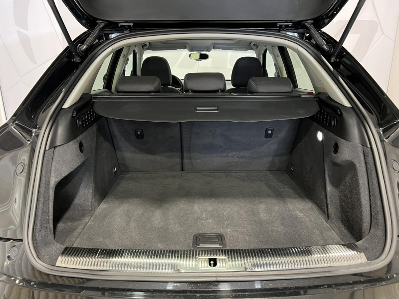 Photo 10 de l'offre de AUDI Q3  2.0 TDI Ultra 150 ch Ambiente à 13990€ chez VL Auto