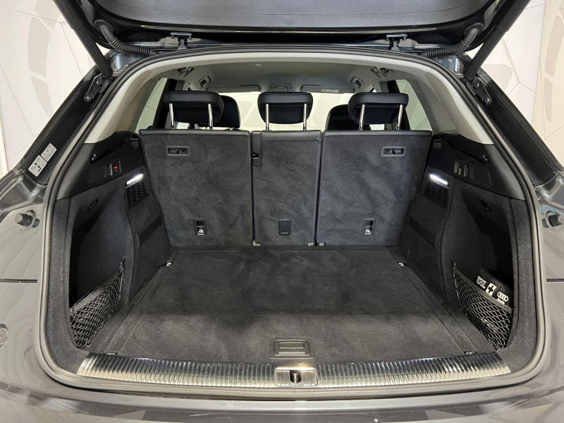 Photo 10 de l'offre de AUDI Q5  2.0 TDI 190 S tronic 7 Quattro Design Luxe à 28990€ chez VL Auto