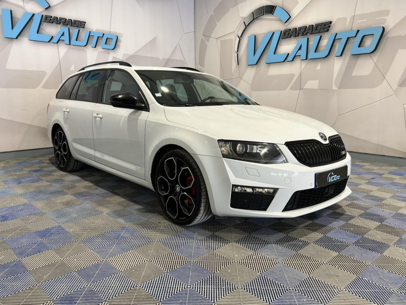 Skoda OCTAVIA COMBI 2.0 TSI 230 ch DSG6 RS 230 ESSENCE Beige Occasion à vendre