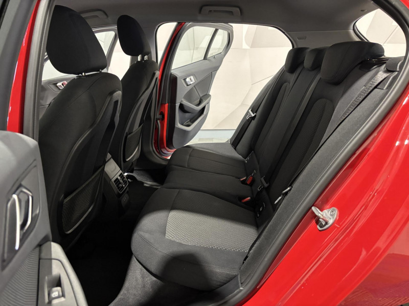 Photo 8 de l'offre de BMW SERIE 1 118i 140 ch F40 Business à 16990€ chez VL Auto