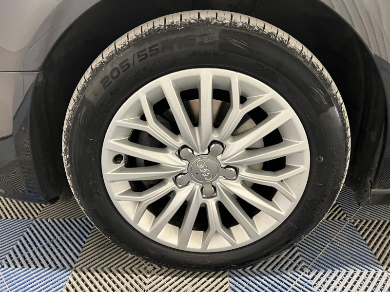 Photo 19 de l'offre de AUDI A3  1.4 TFSI 122 Ambiente à 12490€ chez VL Auto