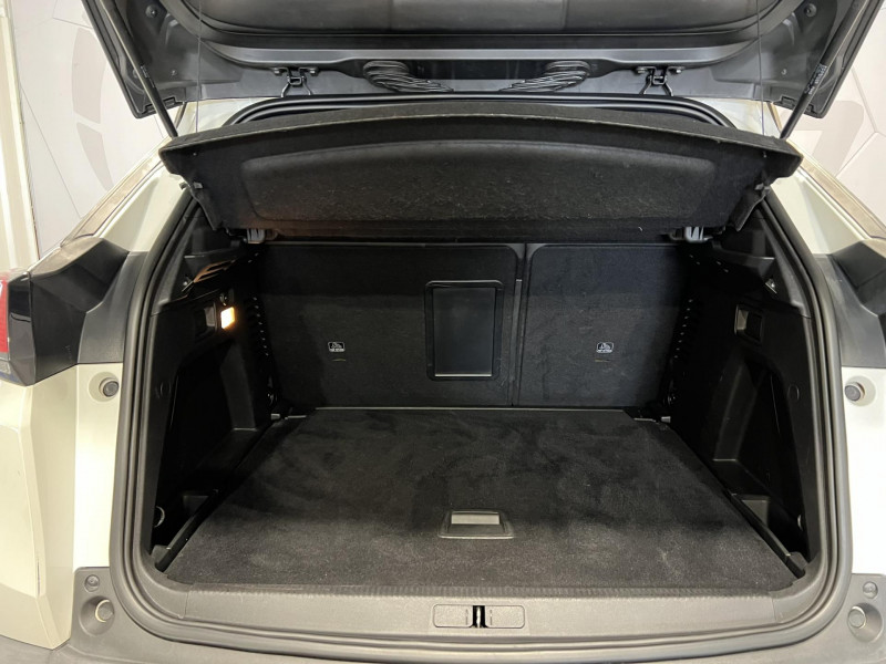 Photo 10 de l'offre de PEUGEOT 3008  2.0 BlueHDi 150ch S&S BVM6 GT Line à 14990€ chez VL Auto