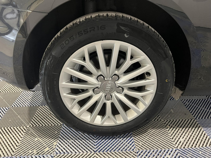 Photo 17 de l'offre de AUDI A3  1.4 TFSI 122 Ambiente à 12490€ chez VL Auto