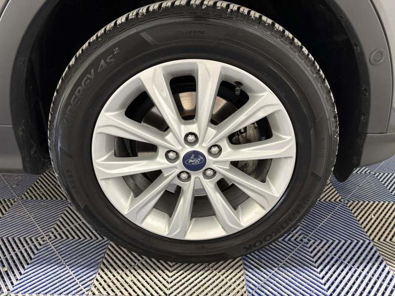 Photo 16 de l'offre de FORD KUGA 1.5 EcoBoost 150 S&S 4x2 BVM6 Titanium à 14490€ chez VL Auto
