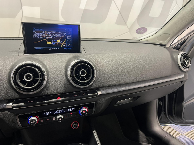 Photo 13 de l'offre de AUDI A3  1.4 TFSI 122 Ambiente à 12490€ chez VL Auto
