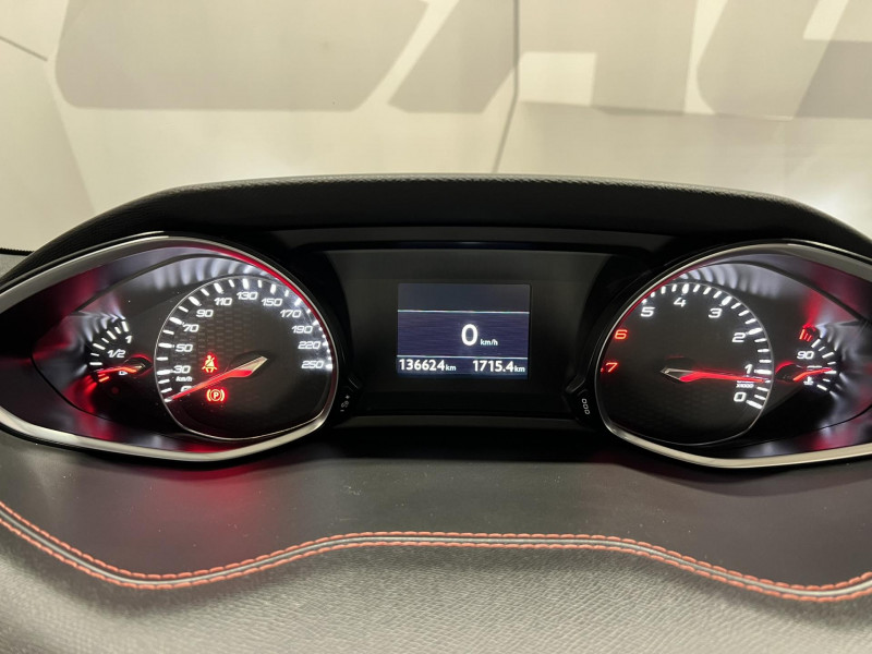 Photo 11 de l'offre de PEUGEOT 308  1.6 THP 270ch S&S BVM6 GTi à 14990€ chez VL Auto