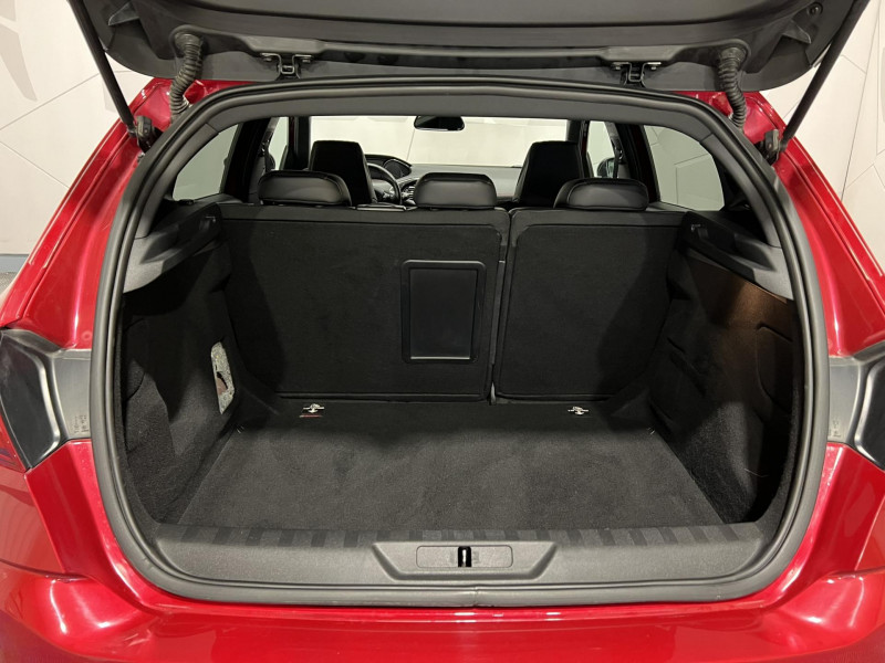Photo 10 de l'offre de PEUGEOT 308  1.6 THP 270ch S&S BVM6 GTi à 14990€ chez VL Auto