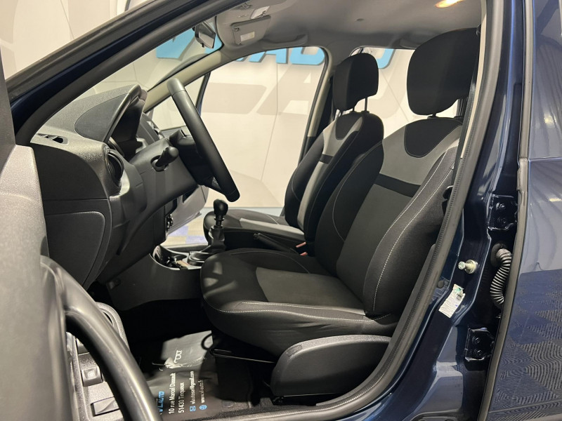 Photo 6 de l'offre de DACIA DUSTER TCE 125 4X2 ? Lauréate Plus  à 10990€ chez VL Auto