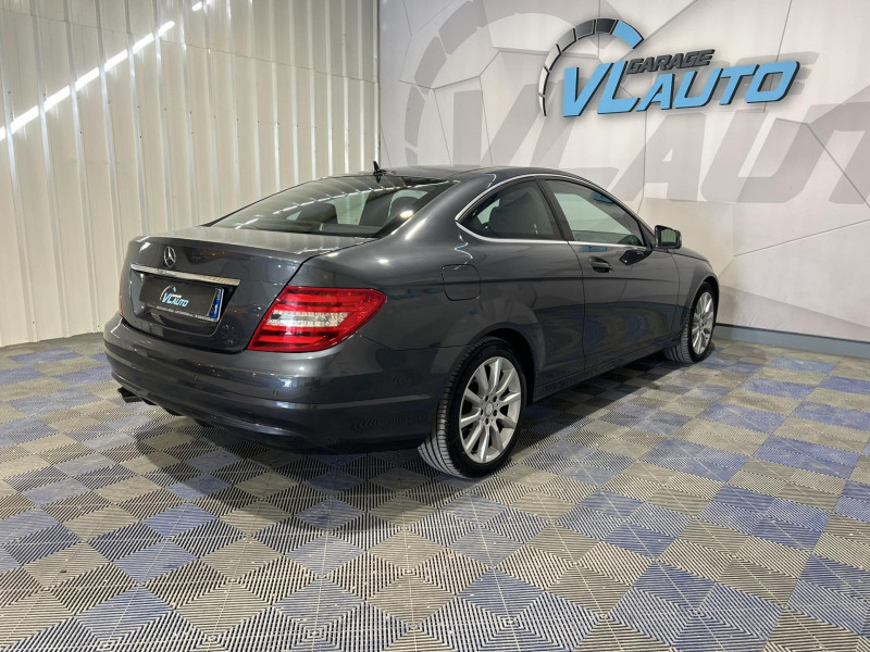 Photo 5 de l'offre de MERCEDES-BENZ Classe C COUPE 220 CDI BlueEfficiency BVA  Executive à 15990€ chez VL Auto