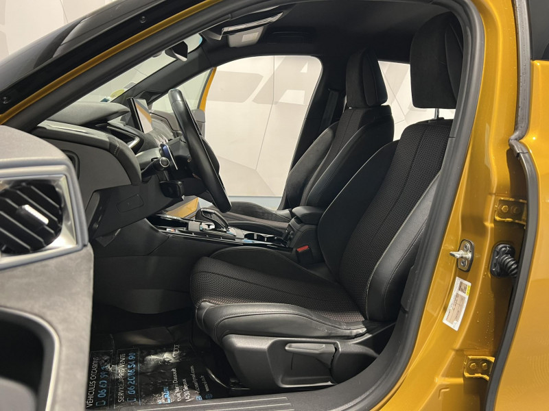 Photo 6 de l'offre de DS DS 3 CROSSBACK BlueHDi 130 EAT8 Performance Line+ à 15990€ chez VL Auto