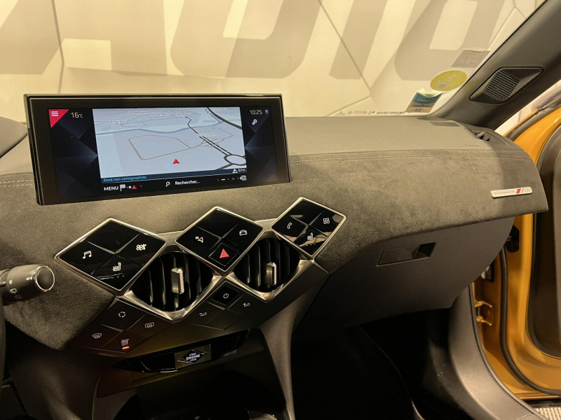 Photo 12 de l'offre de DS DS 3 CROSSBACK BlueHDi 130 EAT8 Performance Line+ à 15990€ chez VL Auto