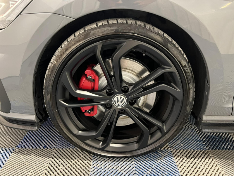 Photo 19 de l'offre de VOLKSWAGEN GOLF 2.0 TSI 290 DSG7 GTI TCR à 27990€ chez VL Auto