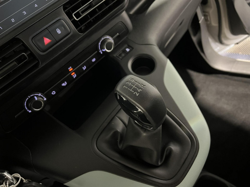 Photo 14 de l'offre de CITROEN BERLINGO Taille XL BlueHDi 100 S&S BVM Live 7 Places à 13990€ chez VL Auto