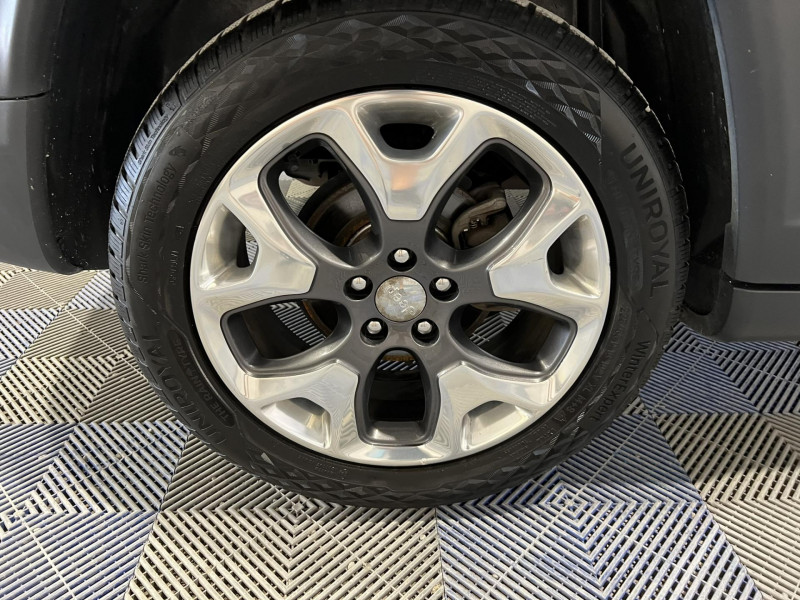 Photo 18 de l'offre de JEEP COMPASS 1.4 I MultiAir II 140 ch BVM6 Limited à 16490€ chez VL Auto