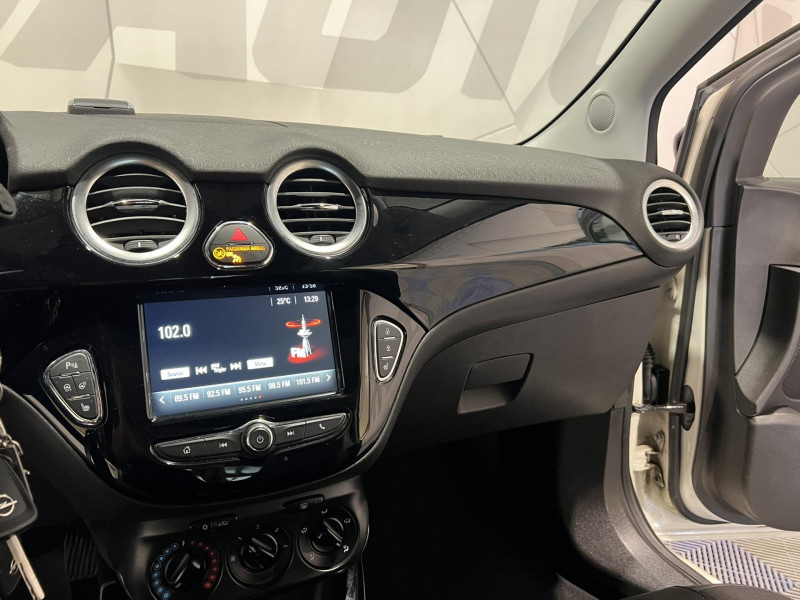 Photo 13 de l'offre de OPEL ADAM 1.2 Twinport 70 ch S/S Swingtop à 7990€ chez VL Auto