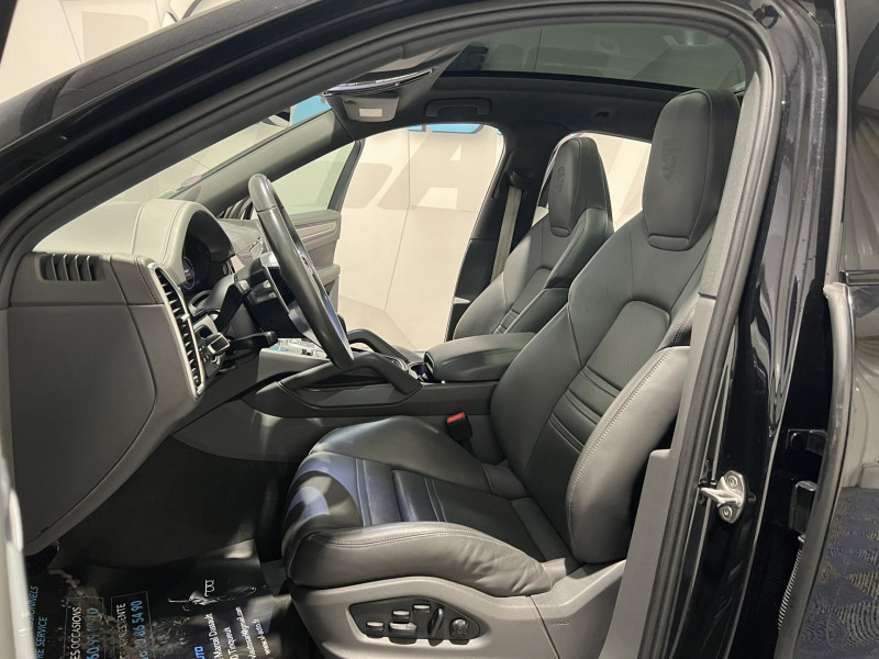 Photo 6 de l'offre de PORSCHE Cayenne COUPE E-Hybrid 3.0 V6 462 ch Tiptronic BVA à 57990€ chez VL Auto