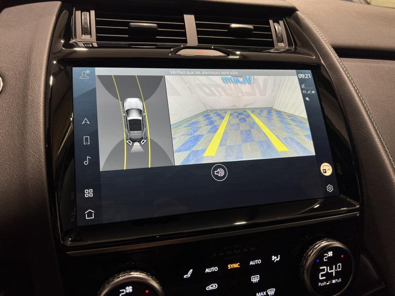 Photo 17 de l'offre de JAGUAR E-PACE P300e ch PHEV AWD BVA R-Dynamic SE à 38490€ chez VL Auto