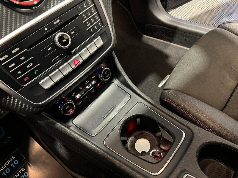 Photo 13 de l'offre de MERCEDES-BENZ CLASSE A 250 Sport 7G-DCT 4-Matic Version Sport à 21990€ chez VL Auto