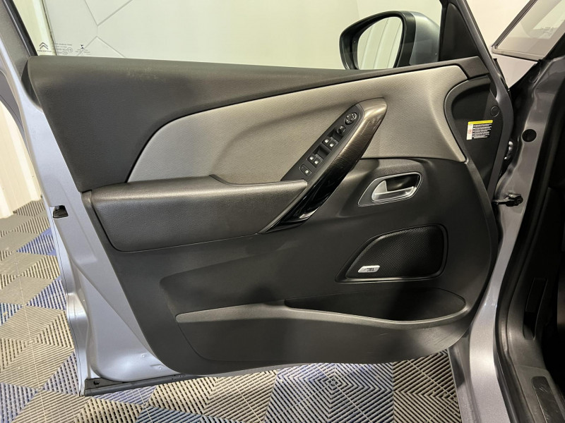 Photo 21 de l'offre de CITROEN C4 PICASSO BlueHDi 150 S&S EAT6 Shine à 16990€ chez VL Auto