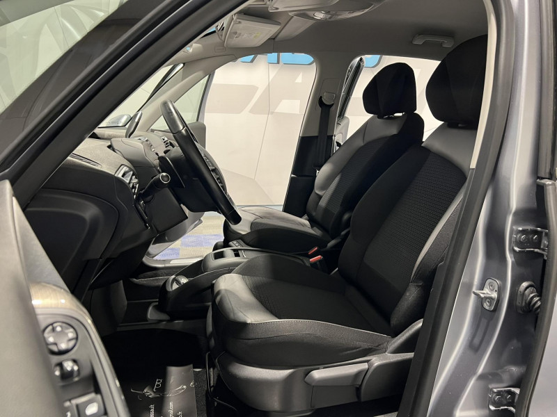 Photo 6 de l'offre de CITROEN C4 PICASSO BlueHDi 150 S&S EAT6 Shine à 16990€ chez VL Auto