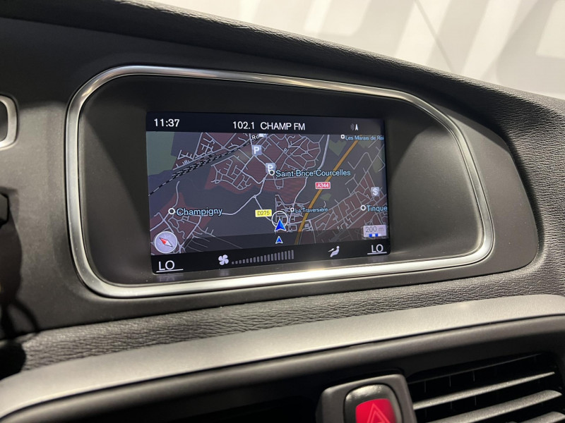 Photo 13 de l'offre de VOLVO V40 D2 AdBlue 120 ch Momentum à 14490€ chez VL Auto