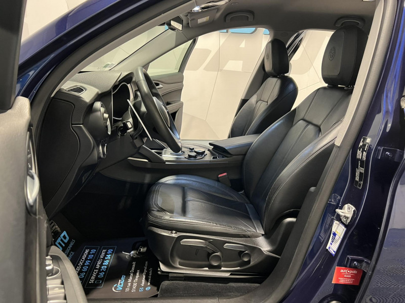 Photo 6 de l'offre de ALFA ROMEO STELVIO 2.0T 200 ch Q4 AT8 Super à 21490€ chez VL Auto