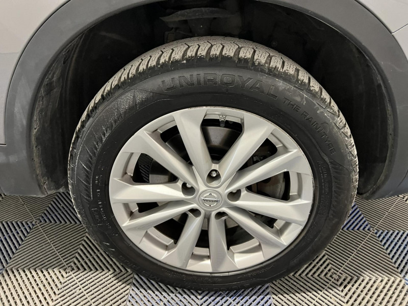 Photo 21 de l'offre de NISSAN QASHQAI+2 1.6 dCi 130 FAP Stop/Start Acenta à 10990€ chez VL Auto