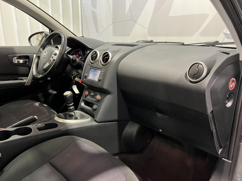 Photo 8 de l'offre de NISSAN QASHQAI+2 1.6 dCi 130 FAP Stop/Start Acenta à 10990€ chez VL Auto