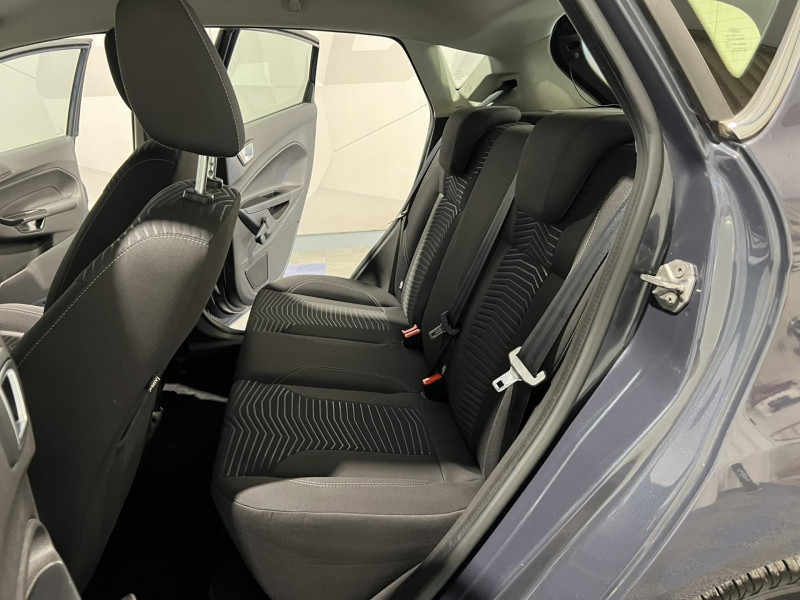 Photo 8 de l'offre de FORD FIESTA 1.0 EcoBoost 100 S&S Titanium à 7990€ chez VL Auto