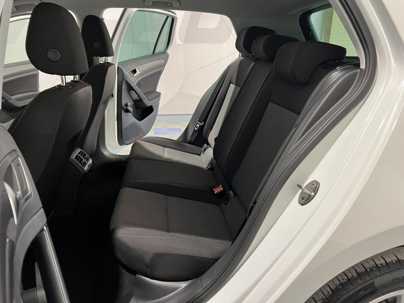 Photo 8 de l'offre de VOLKSWAGEN GOLF 1.2 TSI 105 BlueMotion Technology Trendline à 11990€ chez VL Auto