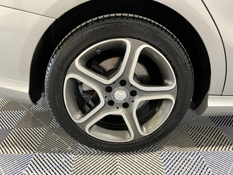Photo 17 de l'offre de MERCEDES-BENZ CLA  180 CDI Sensation à 15990€ chez VL Auto